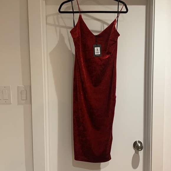 Velvet Midi Bodycon Dress - Picture 2 of 9